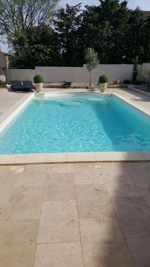 Le Cabanon De Lea Apartment Tavel Exterior photo