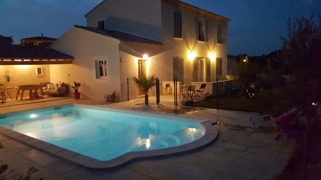 Le Cabanon De Lea Apartment Tavel Exterior photo